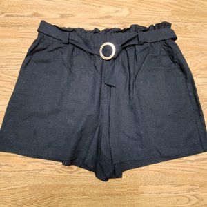 NWT - Bold Elements Black Pull On Shorts Fabric Belt Gold Bucket | Size XL